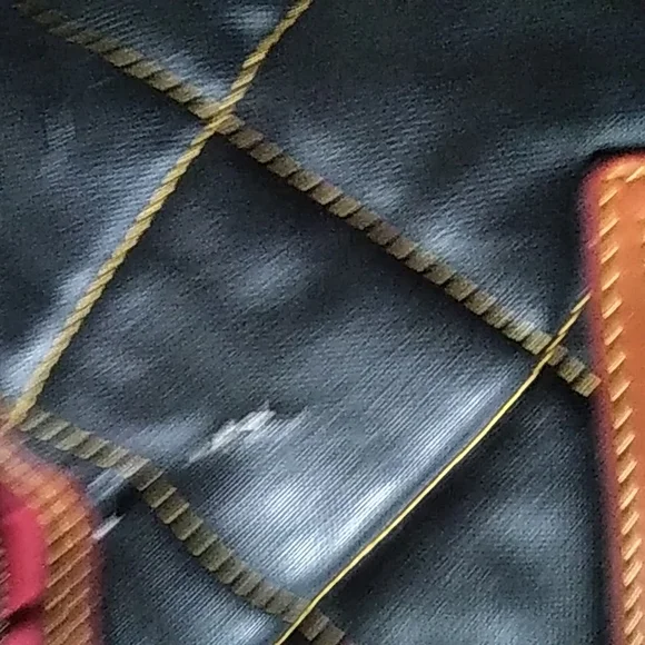 Dooney and Bourke  bag - Picture 3 of 12